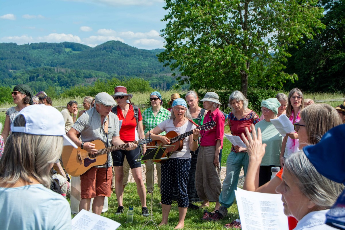 Singing at the Friedensmal
